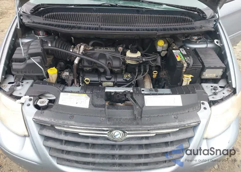 2005 Chrysler Town & Country Lx z USA, uszkodzony, nr VIN 2C4GP44R65R269580